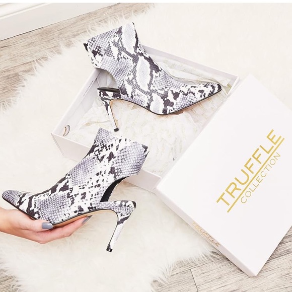 Snake Print Heeled Cut Out Boots/Heels - Picture 1 of 8